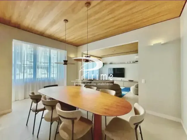 Apartamento com 166m² 4 quartos e 2 banheiros, à venda, no bairro Copacabana em Rio de Janeiro