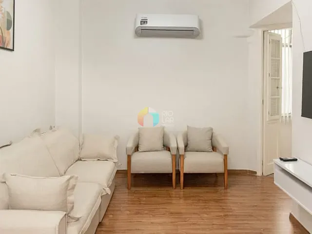 Apartamento com 55m² 2 quartos e 2 banheiros, à venda, no bairro Copacabana em Rio de Janeiro