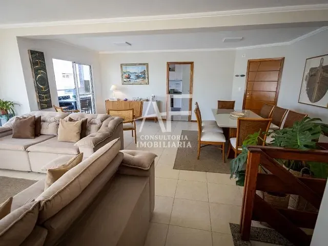 Apartamento com 304m² 4 quartos e 3 banheiros, à venda, no bairro Centro em Ubatuba