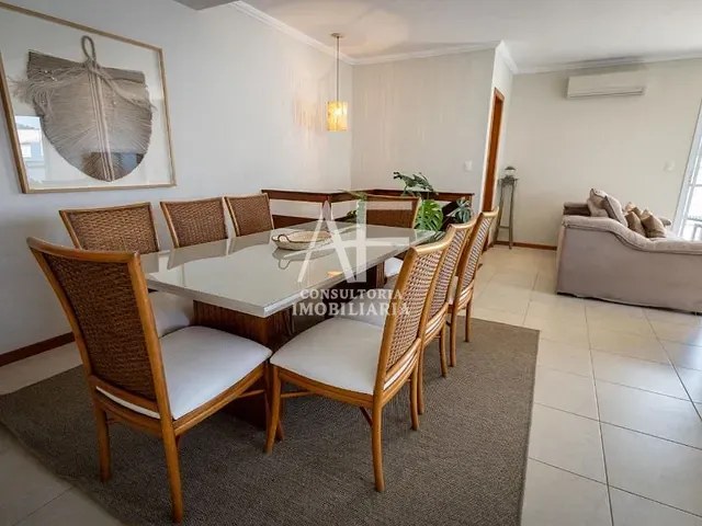 Apartamento com 304m² 4 quartos e 3 banheiros, à venda, no bairro Centro em Ubatuba