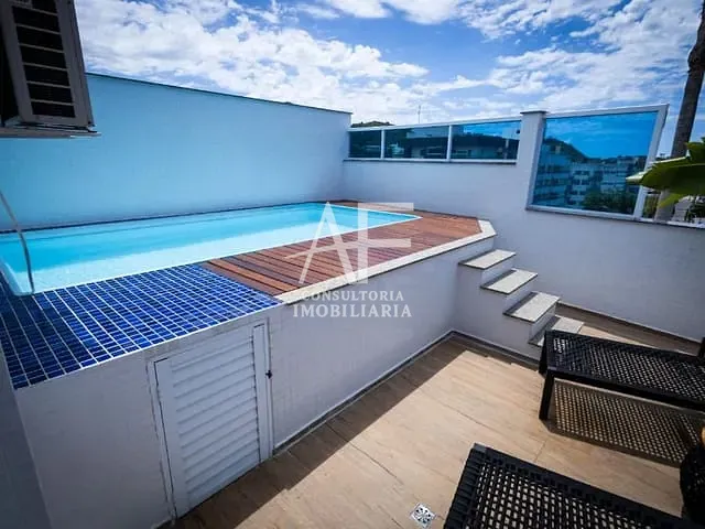 Apartamento com 304m² 4 quartos e 3 banheiros, à venda, no bairro Centro em Ubatuba