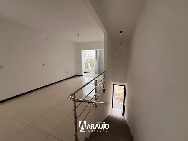 Apartamento 2 quartos e 1 banheiro, para alugar, no bairro São Vicente em Itajaí