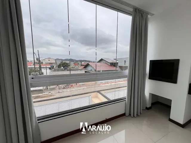 Apartamento 2 quartos e 1 banheiro, para alugar, no bairro São Vicente em Itajaí