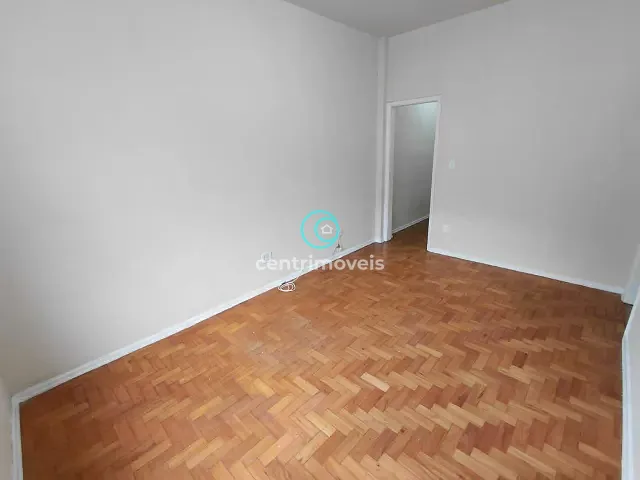 Apartamento com 44m² 1 quarto e 2 banheiros, para alugar, no bairro Tijuca em Rio de Janeiro