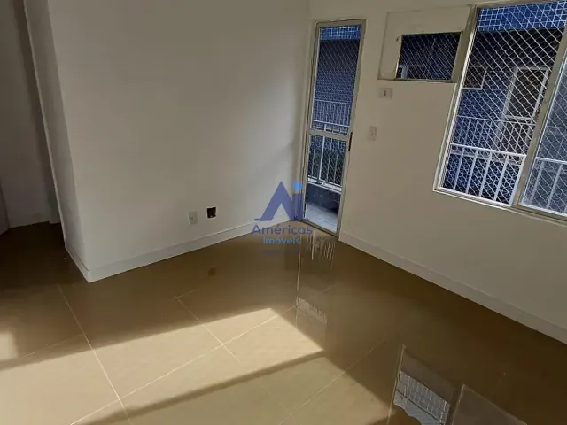 Apartamento 3 quartos e 3 banheiros, à venda ou para alugar, no bairro Recreio dos Bandeirantes em Rio de Janeiro