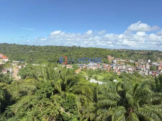Apartamento 3 quartos e 2 banheiros, à venda ou para alugar, no bairro Nossa Senhora da Vitória em Ilhéus