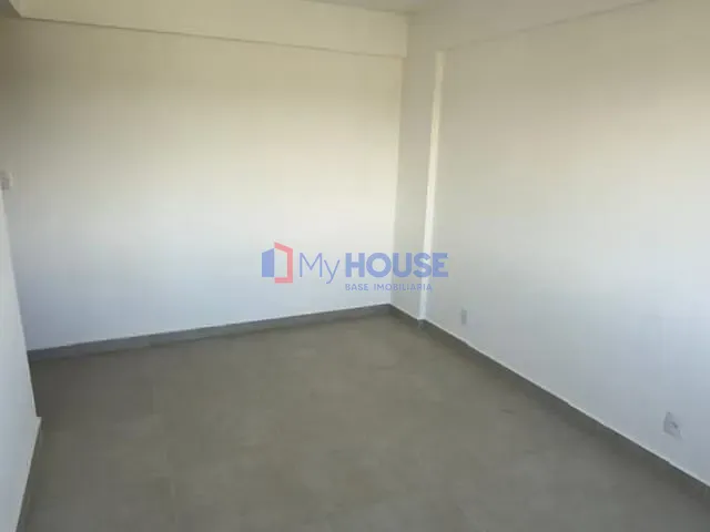 Apartamento 3 quartos e 2 banheiros, à venda ou para alugar, no bairro Nossa Senhora da Vitória em Ilhéus