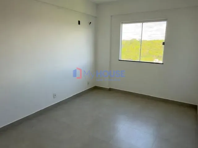 Apartamento 3 quartos e 2 banheiros, à venda ou para alugar, no bairro Nossa Senhora da Vitória em Ilhéus