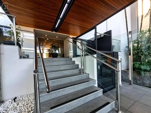 Apartamento com 100m² 3 quartos e 2 banheiros, à venda, no bairro Centro em Londrina