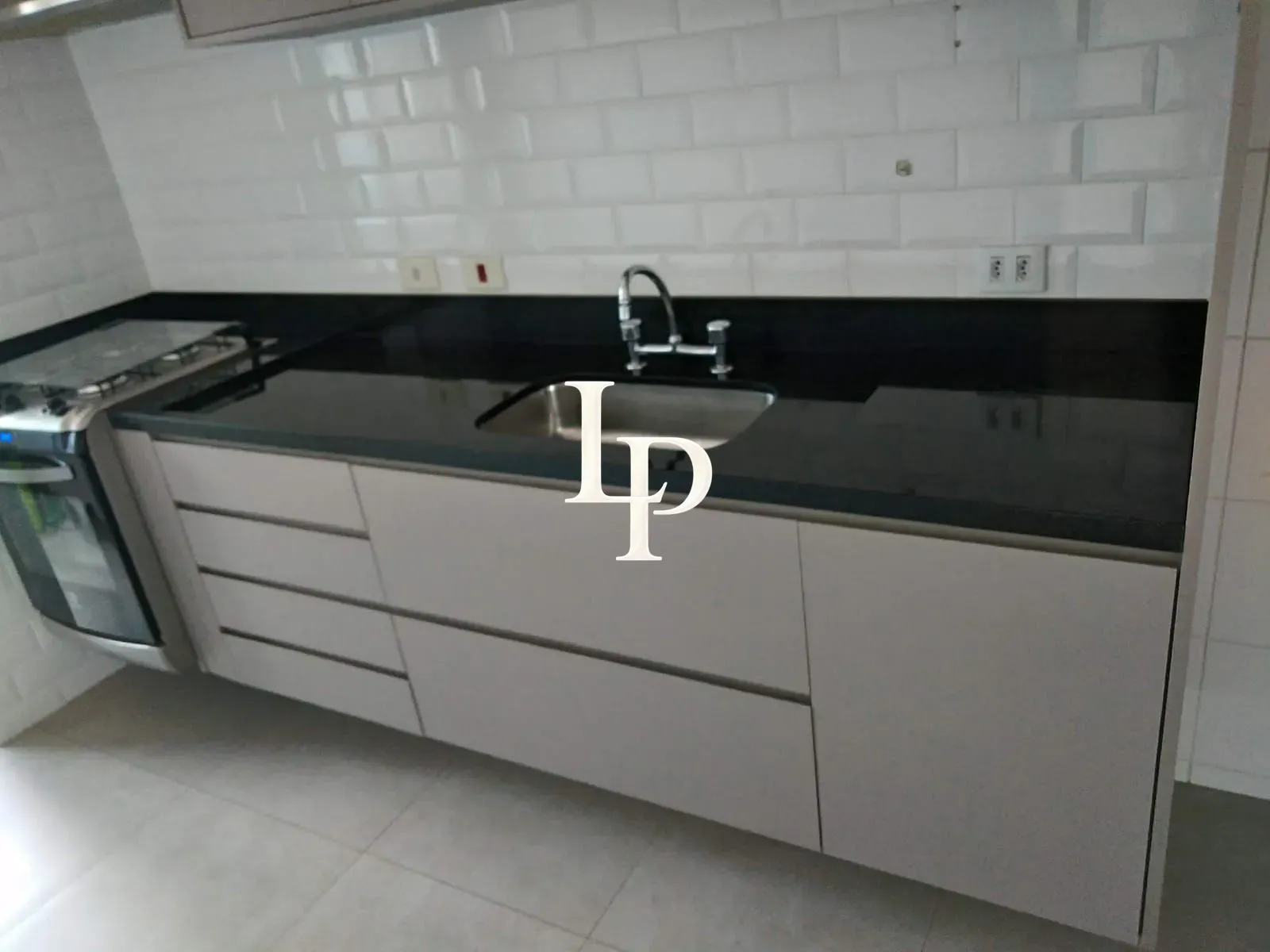 Apartamento, 2 quartos, 70 m² - Foto 2