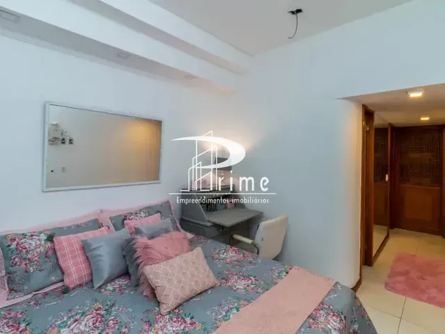 Apartamento com 200m² 4 quartos e 3 banheiros, à venda, no bairro Copacabana em Rio de Janeiro
