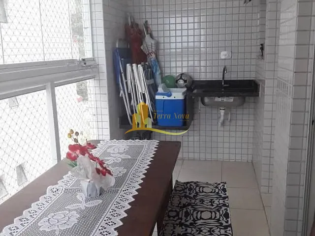 Apartamento com 67m² 2 quartos e 1 banheiro, à venda, no bairro Centro em Mongaguá