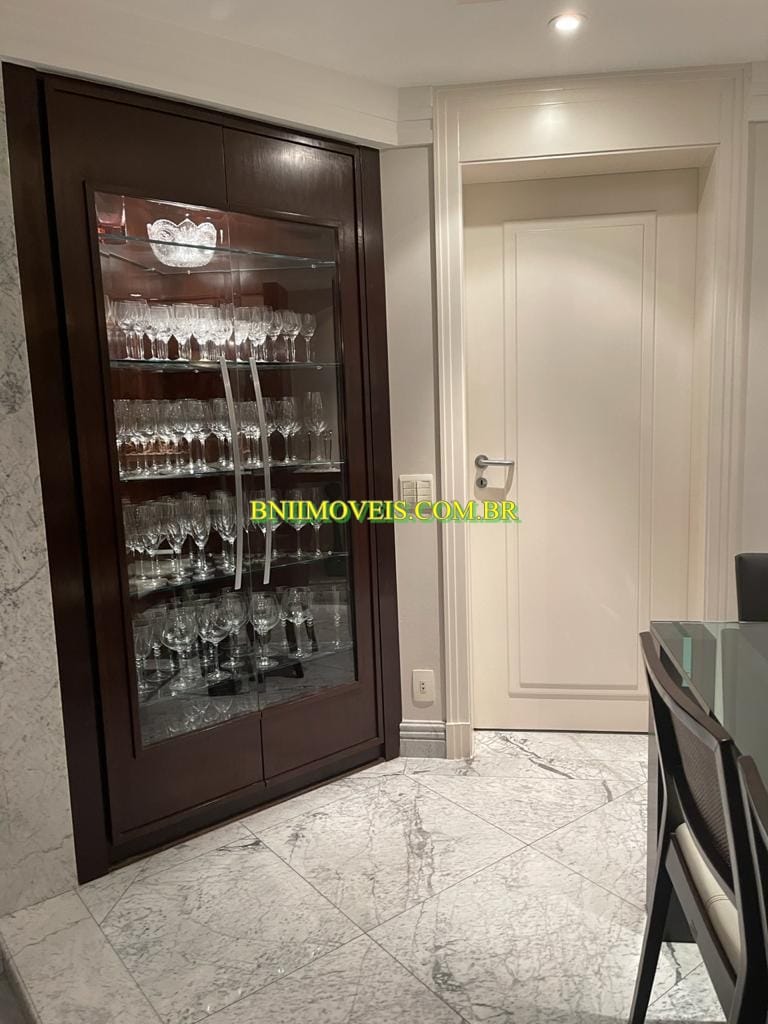 Apartamento, 3 quartos, 290 m² - Foto 11