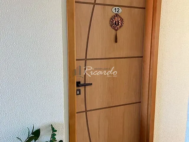 Apartamento com 89m² 3 quartos e 2 banheiros, à venda, no bairro Vila Triângulo em Arapongas