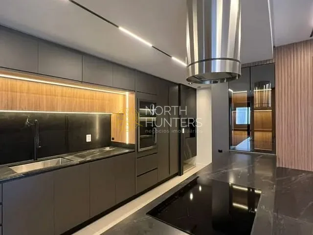 Apartamento com 243m² 3 quartos e 4 banheiros, à venda, no bairro Jurerê em Florianópolis