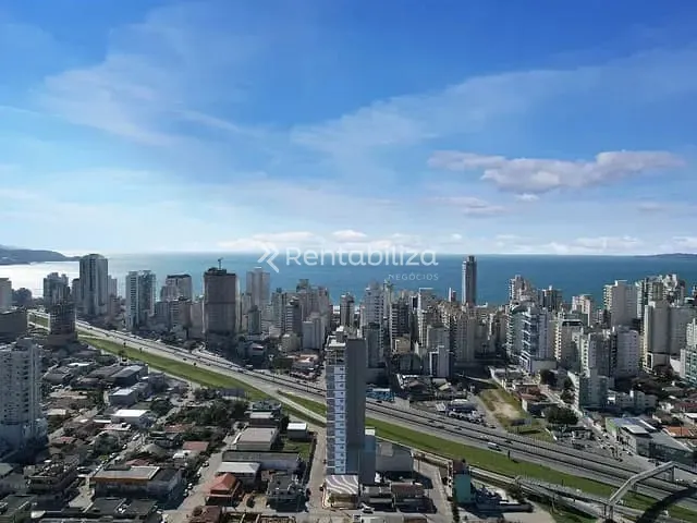 Apartamento 2 quartos e 2 banheiros, à venda, no bairro Morretes em Itapema