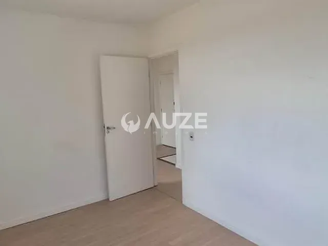 Apartamento 2 quartos e 1 banheiro, à venda, no bairro Colônia Rio Grande em São José dos Pinhais