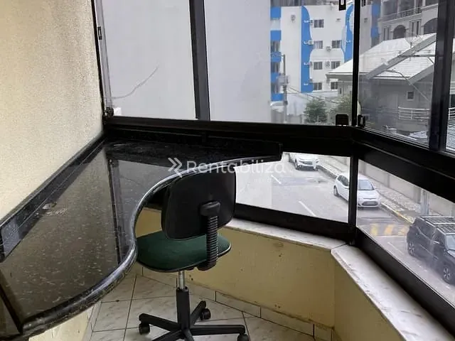 Apartamento com 135m² 3 quartos e 2 banheiros, à venda, no bairro Meia Praia em Itapema
