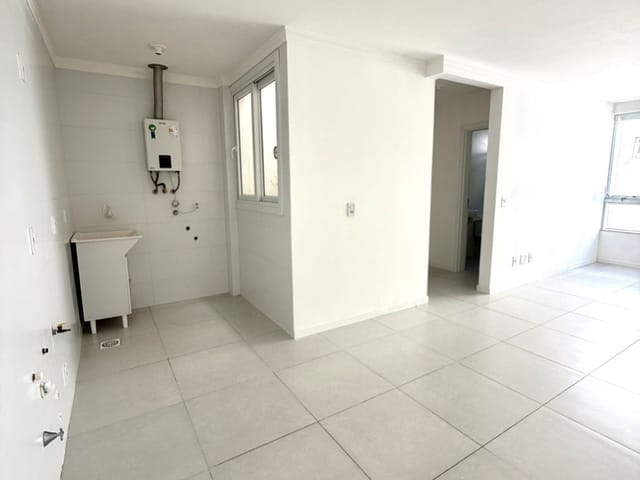 Apartamento 2 quartos e 1 banheiro, à venda, no bairro Ingleses do Rio Vermelho em Florianópolis