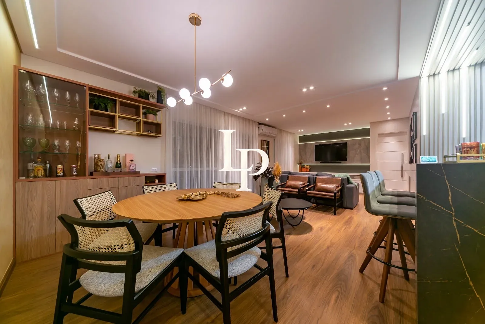 Apartamento, 3 quartos, 125 m² - Foto 1