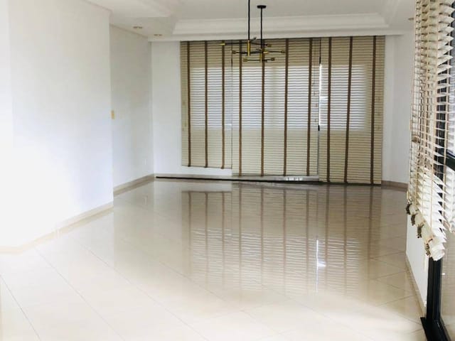 Apartamento com 368m² 3 quartos e 5 banheiros, para alugar, no bairro Centro em Campo Grande