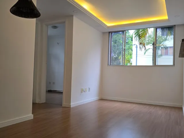 Apartamento 2 quartos e 1 banheiro, à venda, no bairro Santa Cruz em Rio de Janeiro
