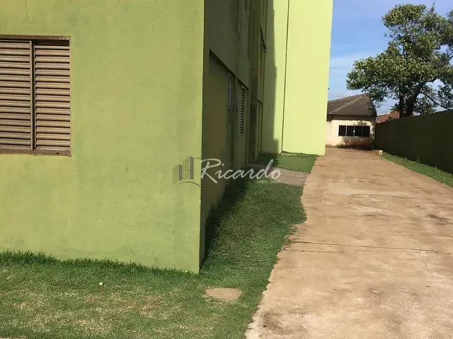 Apartamento 3 quartos e 1 banheiro, à venda, no bairro Centro em Arapongas