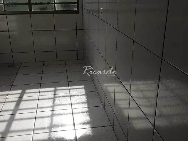 Apartamento 3 quartos e 1 banheiro, à venda, no bairro Centro em Arapongas