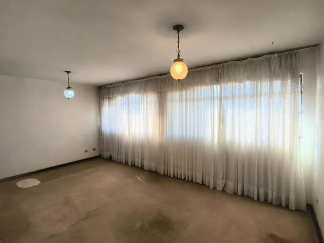 Apartamento com 107m² 3 quartos e 2 banheiros, à venda, no bairro Centro em Londrina