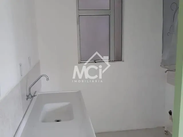 Apartamento 2 quartos e 1 banheiro, à venda, no bairro Fragata em Pelotas