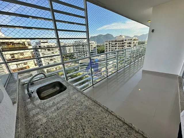 Apartamento com 92m² 3 quartos e 3 banheiros, para alugar, no bairro Recreio dos Bandeirantes em Rio de Janeiro