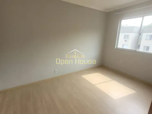 Apartamento com 45m² 2 quartos e 1 banheiro, à venda, no bairro Retiro em Volta Redonda