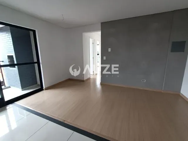 Apartamento com 56m² 3 quartos e 2 banheiros, à venda, no bairro Novo Mundo em Curitiba