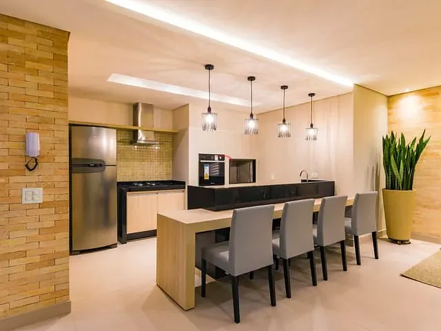Apartamento com 106m² 3 quartos e 2 banheiros, para alugar, no bairro Centro em Londrina
