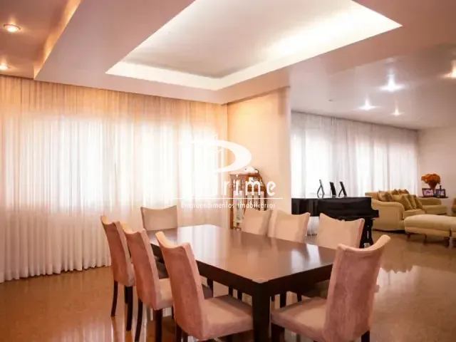 Apartamento com 426m² 4 quartos e 3 banheiros, à venda, no bairro Copacabana em Rio de Janeiro