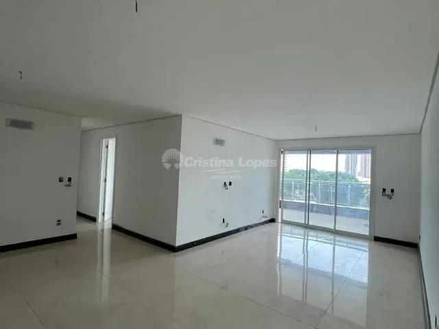 Apartamento 4 quartos e 4 banheiros, à venda, no bairro São Cristóvão em Teresina