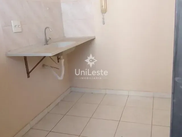 Apartamento 2 quartos e 1 banheiro, à venda, no bairro Jardim Vitória em Belo Horizonte