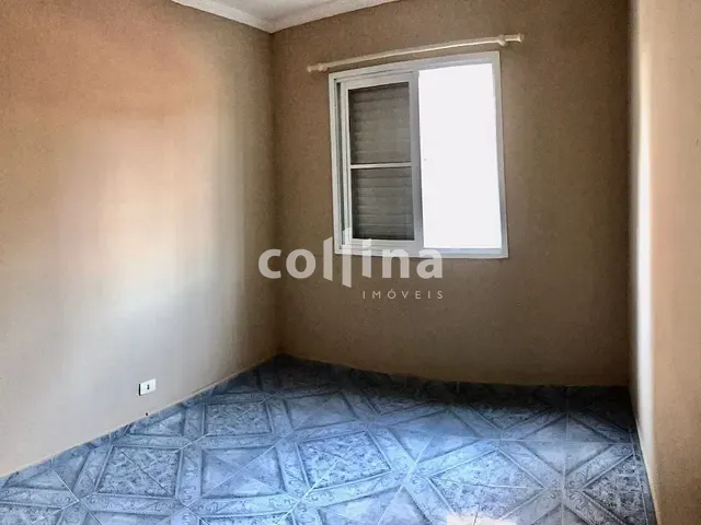 Apartamento 2 quartos e 1 banheiro, para alugar, no bairro São Pedro em Osasco
