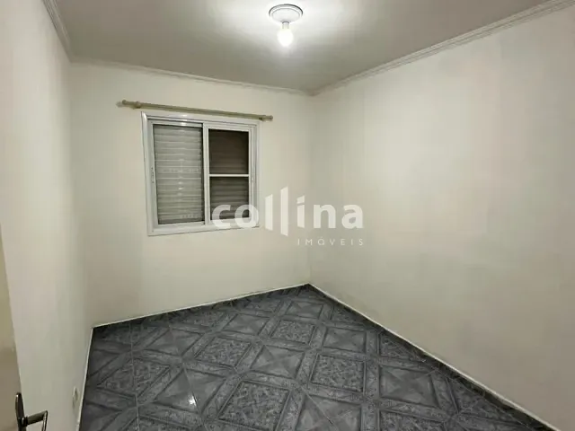 Apartamento 2 quartos e 1 banheiro, para alugar, no bairro São Pedro em Osasco