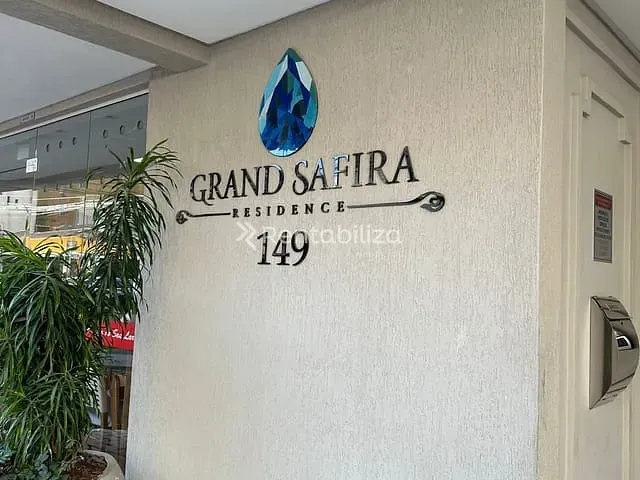 Apartamento com 105m² 2 quartos e 3 banheiros, à venda, no bairro Morretes em Itapema