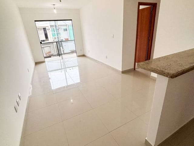 Apartamento 2 quartos e 2 banheiros, à venda, no bairro Lagoa em Macaé