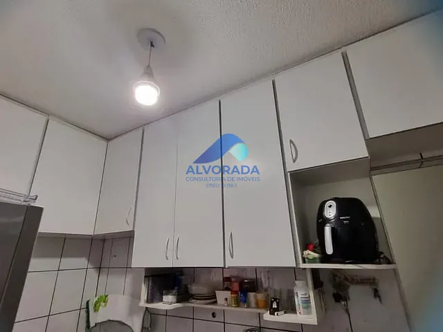 Apartamento 2 quartos e 1 banheiro, à venda, no bairro Conjunto Residencial Trinta e Um de Março em São José dos Campos