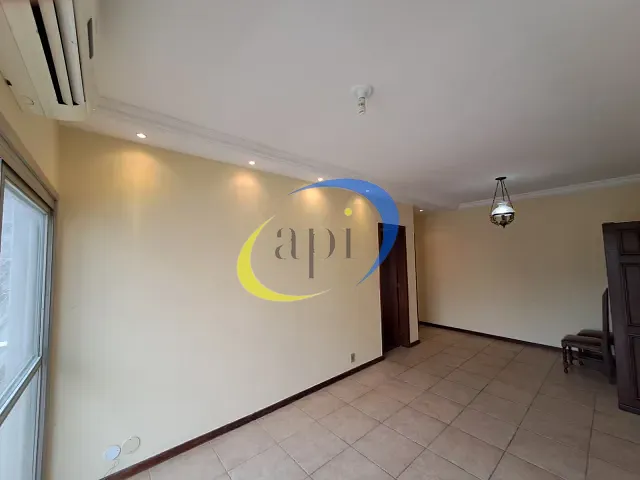 Apartamento 3 quartos e 2 banheiros, à venda, no bairro Tijuca em Rio de Janeiro