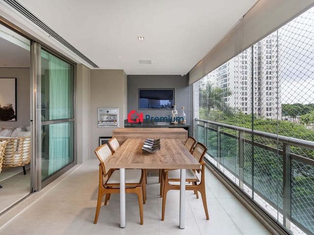 Apartamento 4 quartos e 6 banheiros, à venda, no bairro Barra da Tijuca em Rio de Janeiro