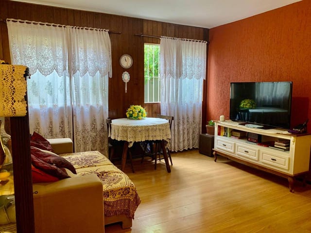 Apartamento 3 quartos e 1 banheiro, à venda, no bairro São Sebastião em Petrópolis