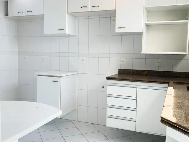 Apartamento com 1000m² 4 quartos e 1 banheiro, para alugar, no bairro Praia Campista em Macaé
