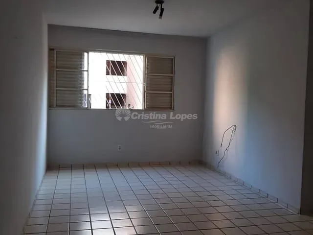 Apartamento 2 quartos e 2 banheiros, à venda, no bairro Cristo Rei em Teresina