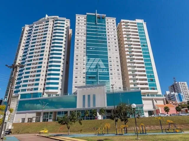 Apartamento com 230m² 3 quartos e 2 banheiros, à venda, no bairro Centro em Ponta Grossa