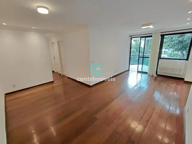 Apartamento com 125m² 3 quartos e 3 banheiros, para alugar, no bairro Laranjeiras em Rio de Janeiro