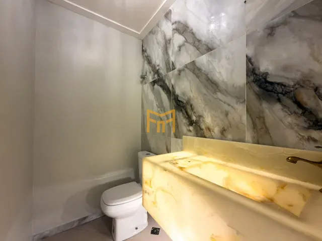 Apartamento 3 quartos e 5 banheiros, à venda, no bairro Nazaré em Belém